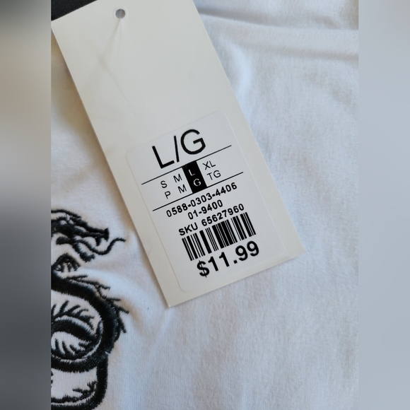 Stylish Streetwear Society Crop Top - Picture 6 of 6